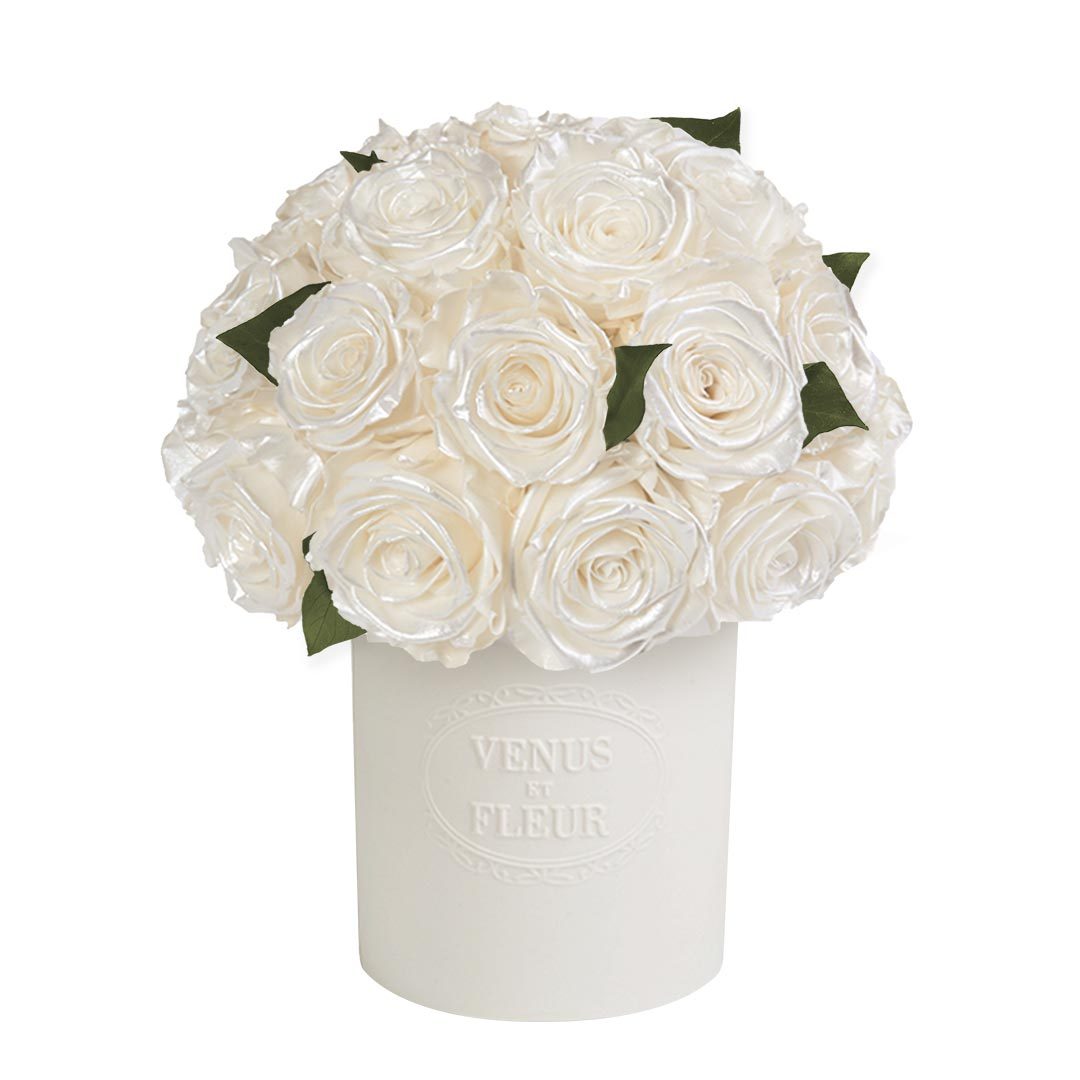 Fleura Vase with Eternity® Roses and Eternity™ Hedera Leaves